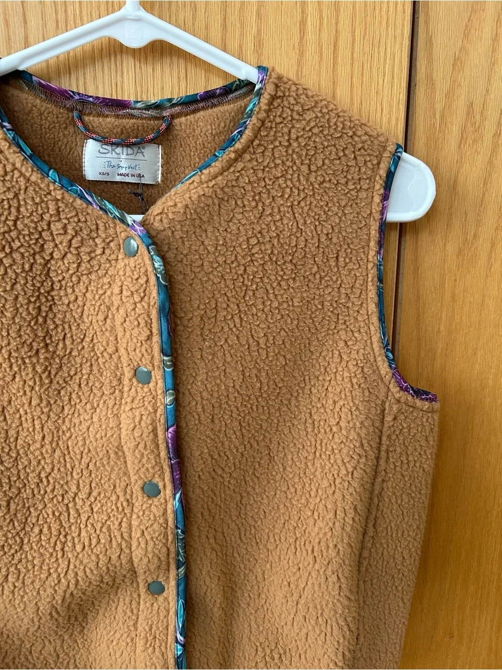 NWT! SKIDA Snap Vest, color Biscuit. Slightly cropped, versatile layer. Made US